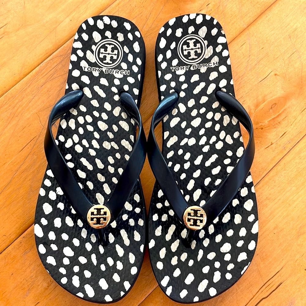 Tory Burch Flip Flops Size 9